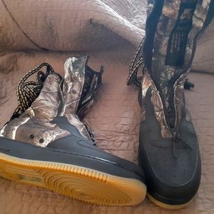 Nike Realtree x SF Air Force1 Hi 'Black Camo' Sneakers Men's